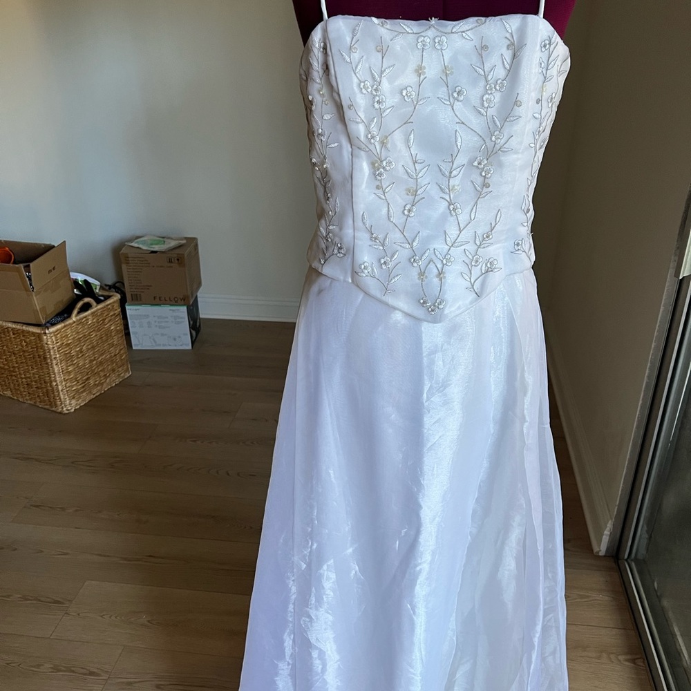 Bridal dress